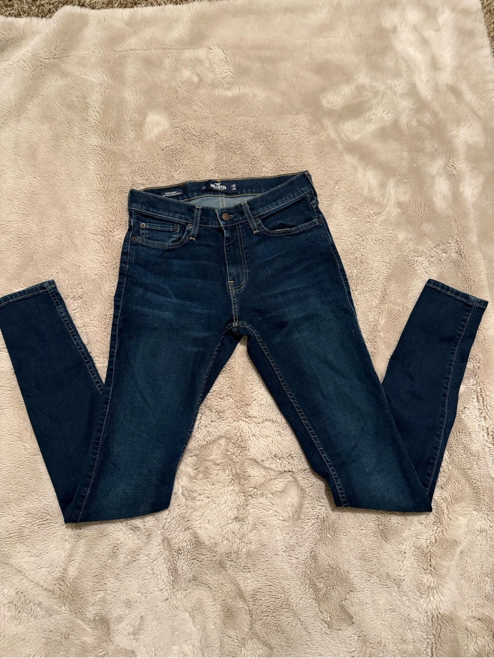 Hollister Men’s Dark Indigo Super Skinny Jeans 30x36